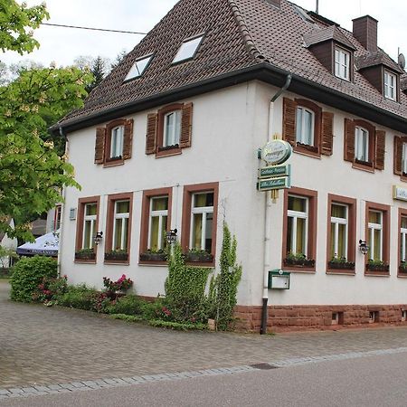 Altes Schulhaus 호텔 Niederschlettenbach 외부 사진